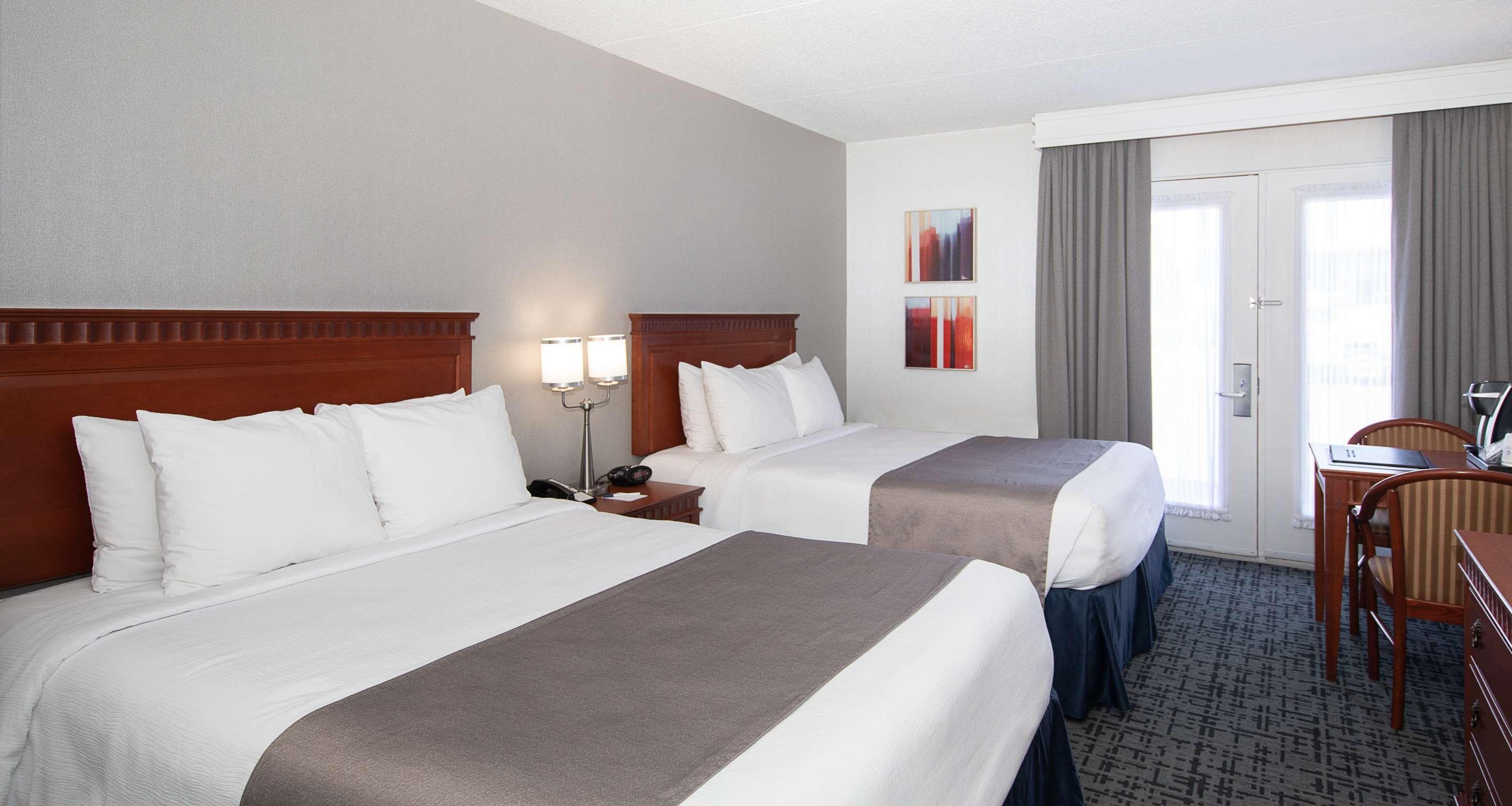 Best Western Hotel Brossard Esterno foto