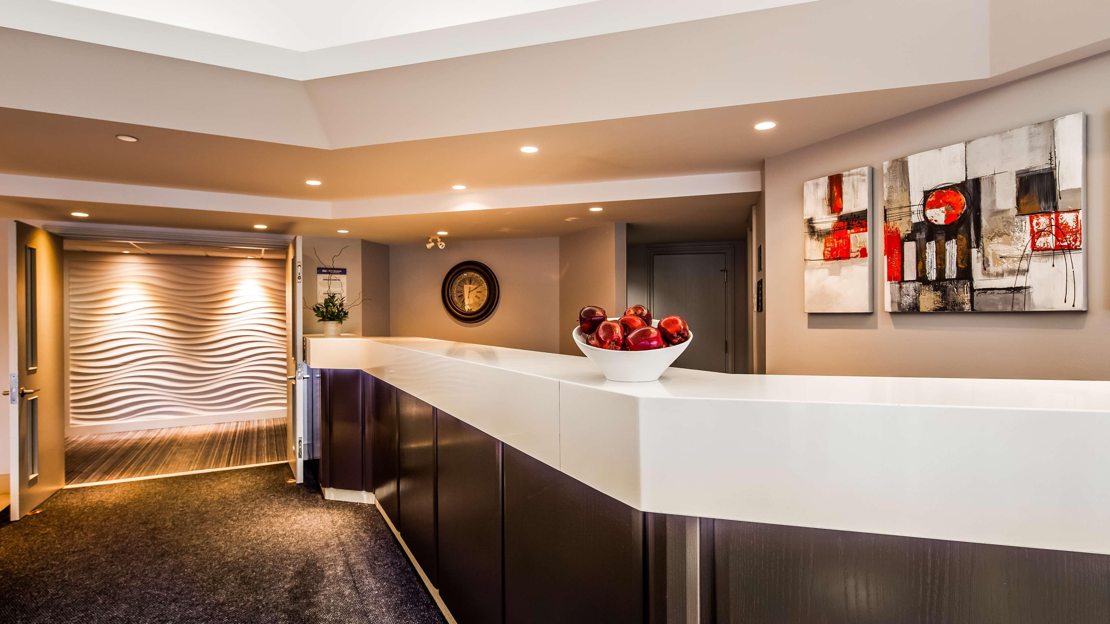 Best Western Hotel Brossard Esterno foto