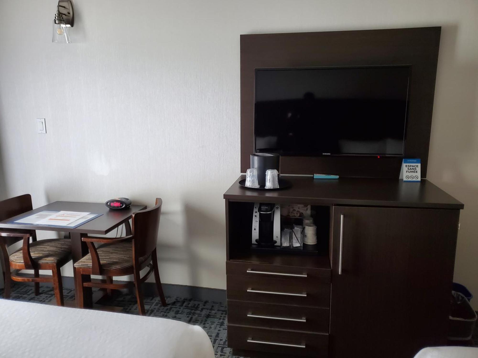 Best Western Hotel Brossard Esterno foto