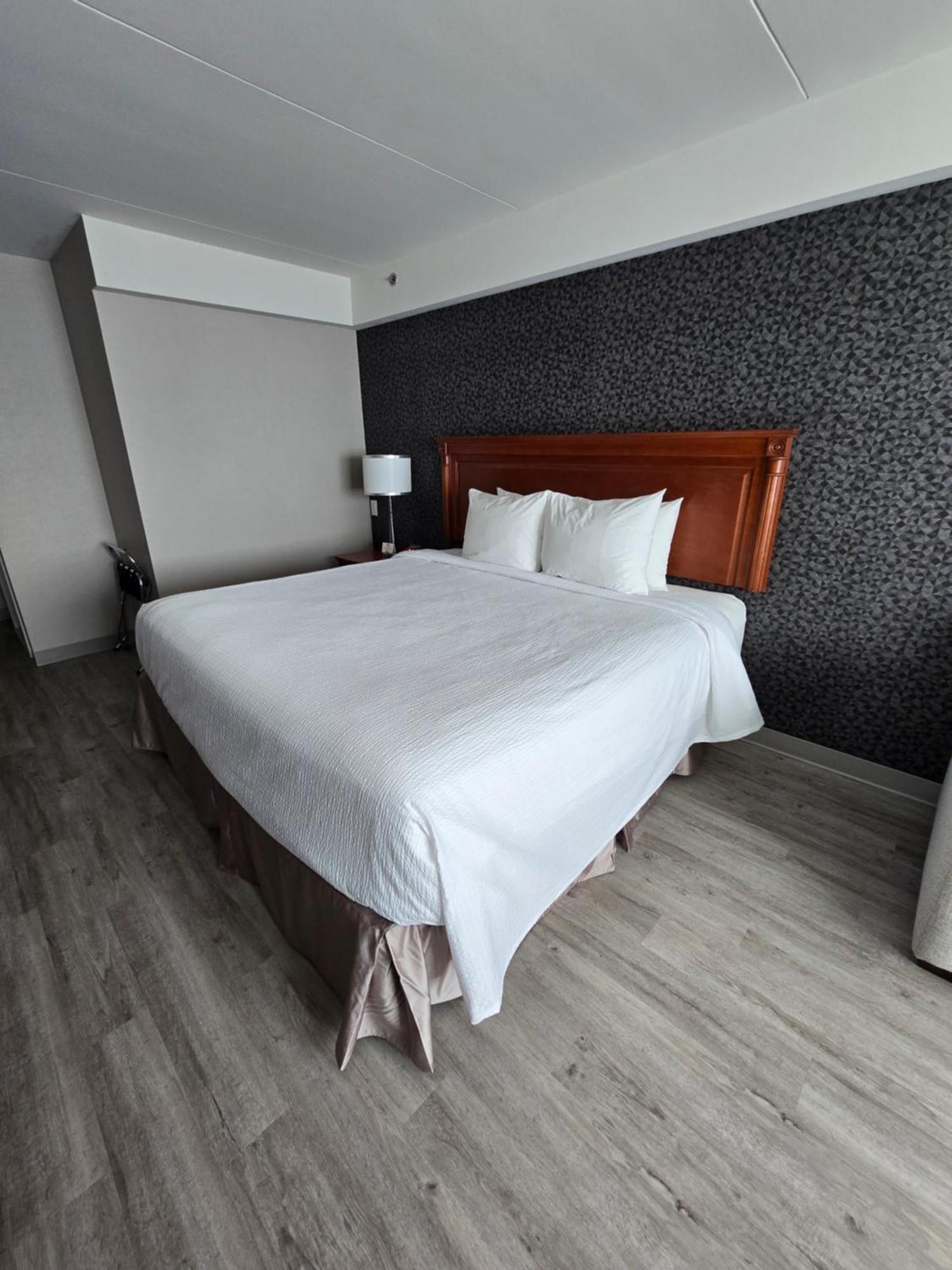 Best Western Hotel Brossard Esterno foto